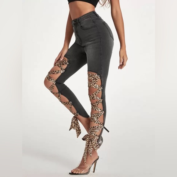 High Waist Leopard Lace Up Front Skinny Jeans - Picture 3 of 5
